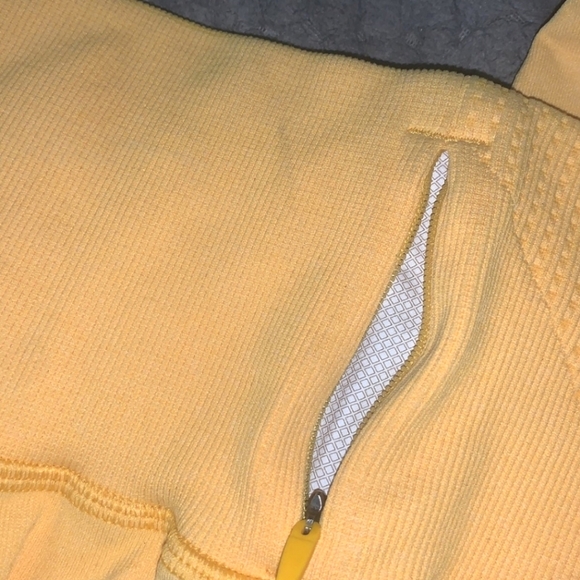 Gymshark Yellow Leggings (L) - Picture 5 of 6